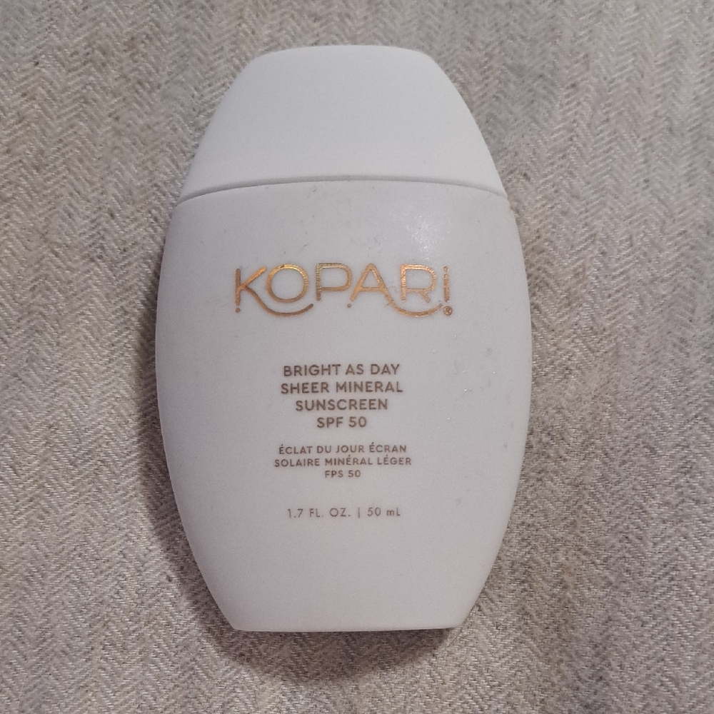 Kopari Bright As Day Mineral Sunscreen SPF 50 - White and Gold